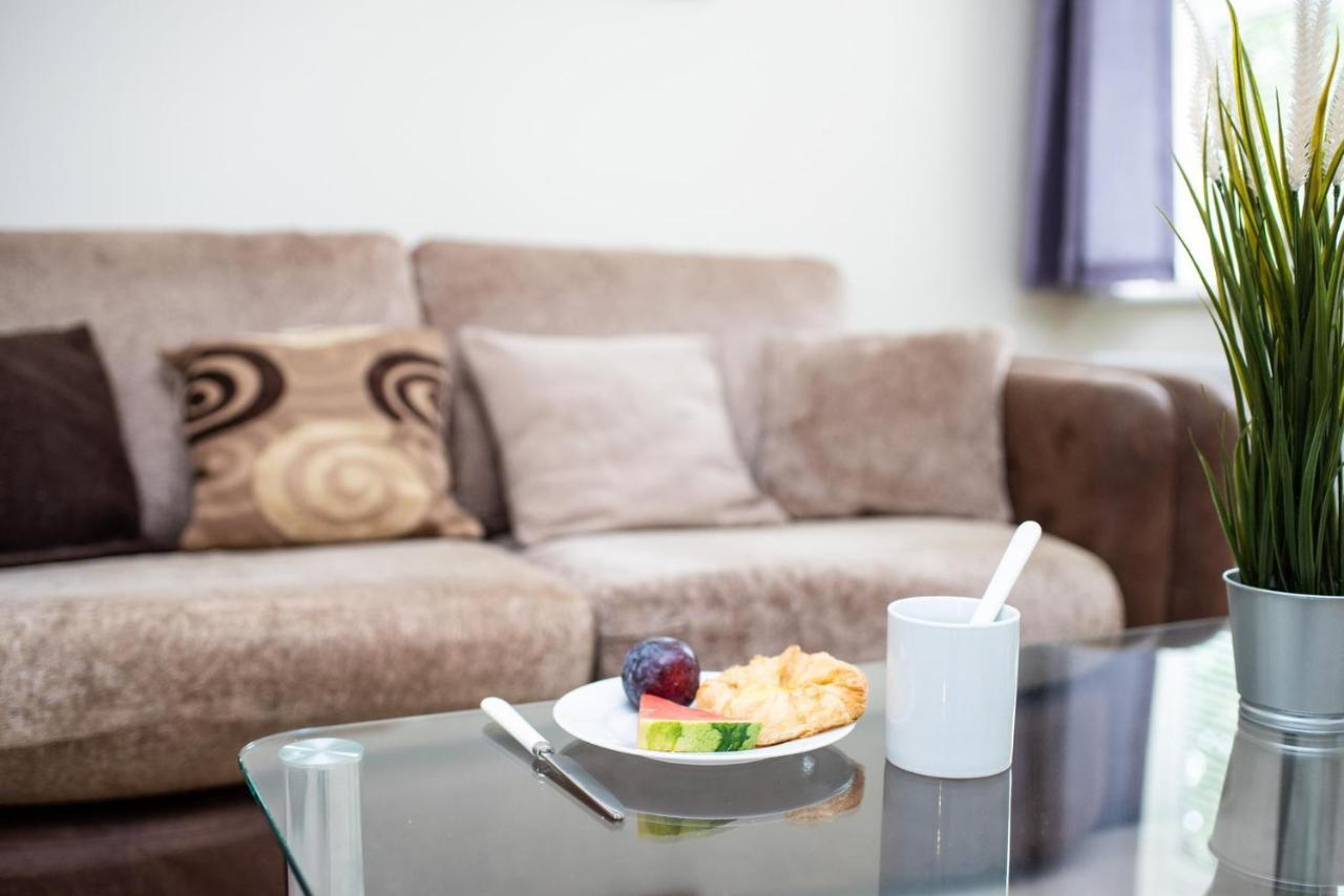 Spacious 2 Bedroom Apartment Newcastle/เกทส์เฮด ภายนอก รูปภาพ